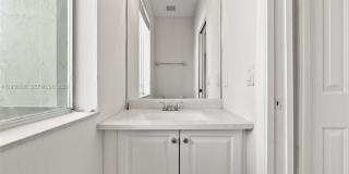 1458 SE 24th Ct Gallery 8
