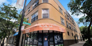 1949 N Whipple Street Gallery 1