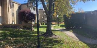 33 STONEHENGE CIR #3 Gallery 25