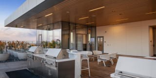 3033 Wilshire Gallery 33