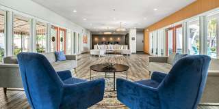 The Avenues Gallery 12
