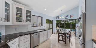 2443 Windsor Way Court Gallery 16