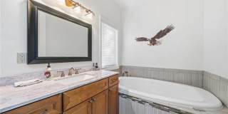 195 Knoll Road Gallery 30