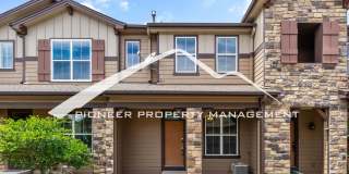 Low-Maintenance Living with Mountain Views! 3BR Townhome, 2-Car Garage & A/C Gallery 1