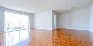 718 N Monterey St Gallery 11