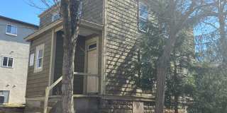 4 bedroom 2 full bath House Gallery 5