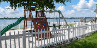 240 NE Yacht Club Drive Gallery 61