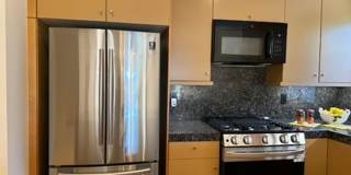 Epic REA- Serene 2 BR/1 BA Flat w/Private Deck & Yard in Lone Mountain Gallery 11