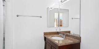 Escondido 2 bed 2.5 bath condo for lease Gallery 21
