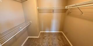 Large Avondale Home W/ Full Bedroom Downstairs and a huge loft! Large Avondale Home W/ Full Bedroom Downstairs and a huge loft! Gallery 30