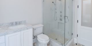 Newer Construction in Manhattan Beach Hill Section Gallery 24