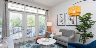 Link Apartments Linden Gallery 7
