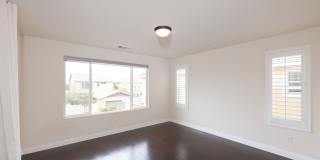 Beautifully Maintained 3 Bed, 2.5 Bath Home in Prime RiverPark Location Gallery 17