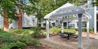 Jefferson at the Perimeter Apartments Gallery 24