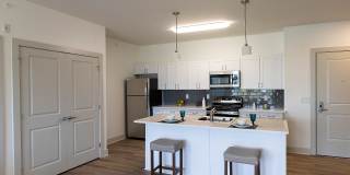 DeLaet's Landing Gallery 9