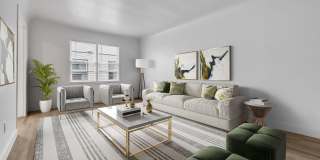 Newly Remodeled Studio on 2nd Street Gallery 5