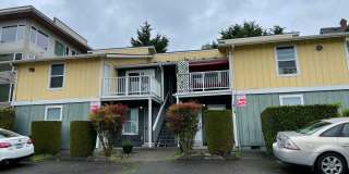 Tacoma Top Floor 2bed/1bath condo Gallery 1