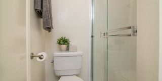 400 Gramercy Gallery 18