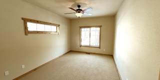 Long-Term Lease: The Ponderosa Meadows Townhouse Gallery 18