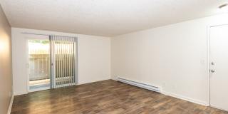 Creekside Commons Gallery 6