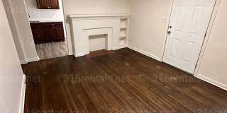 $525 - 1 bed 1 bath - Duplex Gallery 2