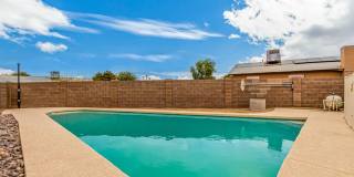 Apply Here www.realty480pm.appfolio.com/listings Gallery 15