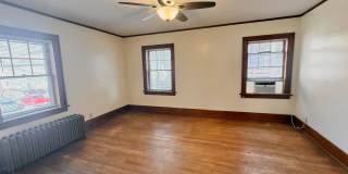 Massive 4 Bedroom, 2 Bath Brick Home Gallery 20