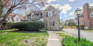 128 HENLEY Road Gallery 1