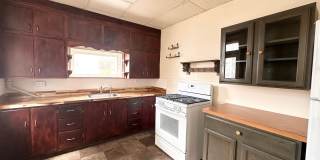 4 Bedroom 1 Bathroom w/Garage in York City! Gallery 9