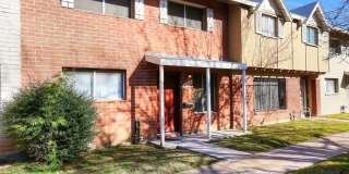 Gorgeous 4-bedroom, 3-bath townhouse near ASU Tempe Gorgeous 4-bedroom, 3-bath townhouse near ASU Tempe Gallery 1