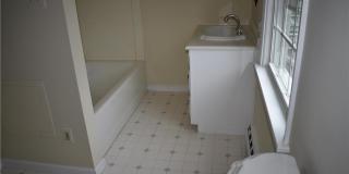 538 S 23rd Street Gallery 11