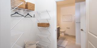 Londin Crossing Gallery 10
