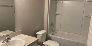 2100 PEBBLE POINT Drive Gallery 15