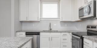 100 Prince Apartments Gallery 17