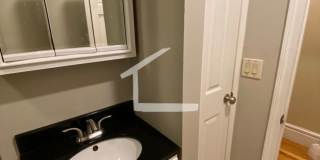 huge 3 bed in Somerville Gallery 5