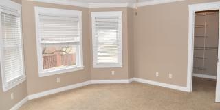 2105 Herrick Ave Gallery 23