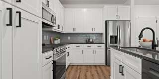 The Averly Collins Hill Gallery 12