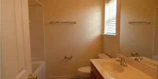 Room in 3 Bedroom Townhome at Derryrush Ave Gallery 14