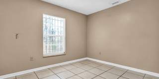 Beautiful 3 Bedroom Home Gallery 27