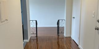 19 Lyons Avenue Gallery 6