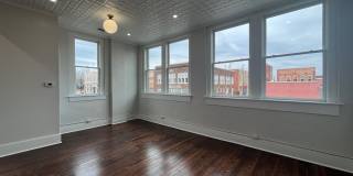 102 Clarksville St Gallery 1