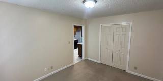 1006 Wood Circle SW Gallery 8