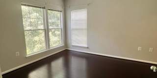 1509 N POINT Drive Gallery 19