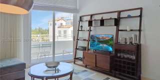 225 Collins Ave Gallery 2
