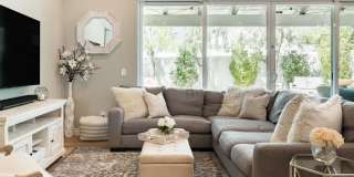 Stunning 4BR House in Arcadia Lite Gallery 1