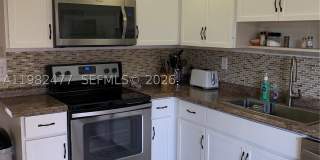 8042 SE Villa Cir Gallery 4