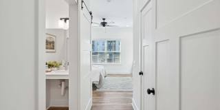 The Emerson at Commonwealth Gallery 15