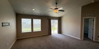 Beautiful 3 Bedroom, 2 Bath Home Near Lake Lowell Gallery 7