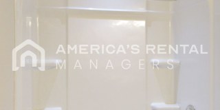 Beautiful Town Home with Garage in Chelsea... Available to View Now!!! Gallery 14