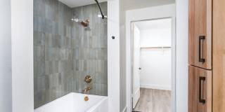 Modera St. Paul Gallery 33